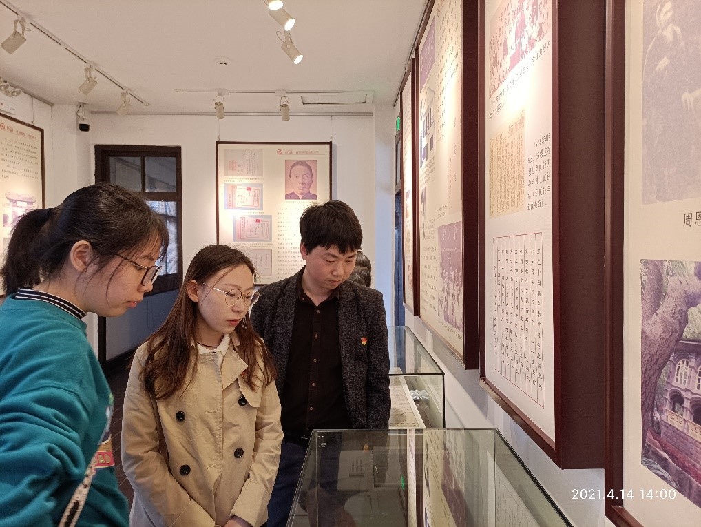 202104研六参观复旦大学校史纪念馆4.jpg
